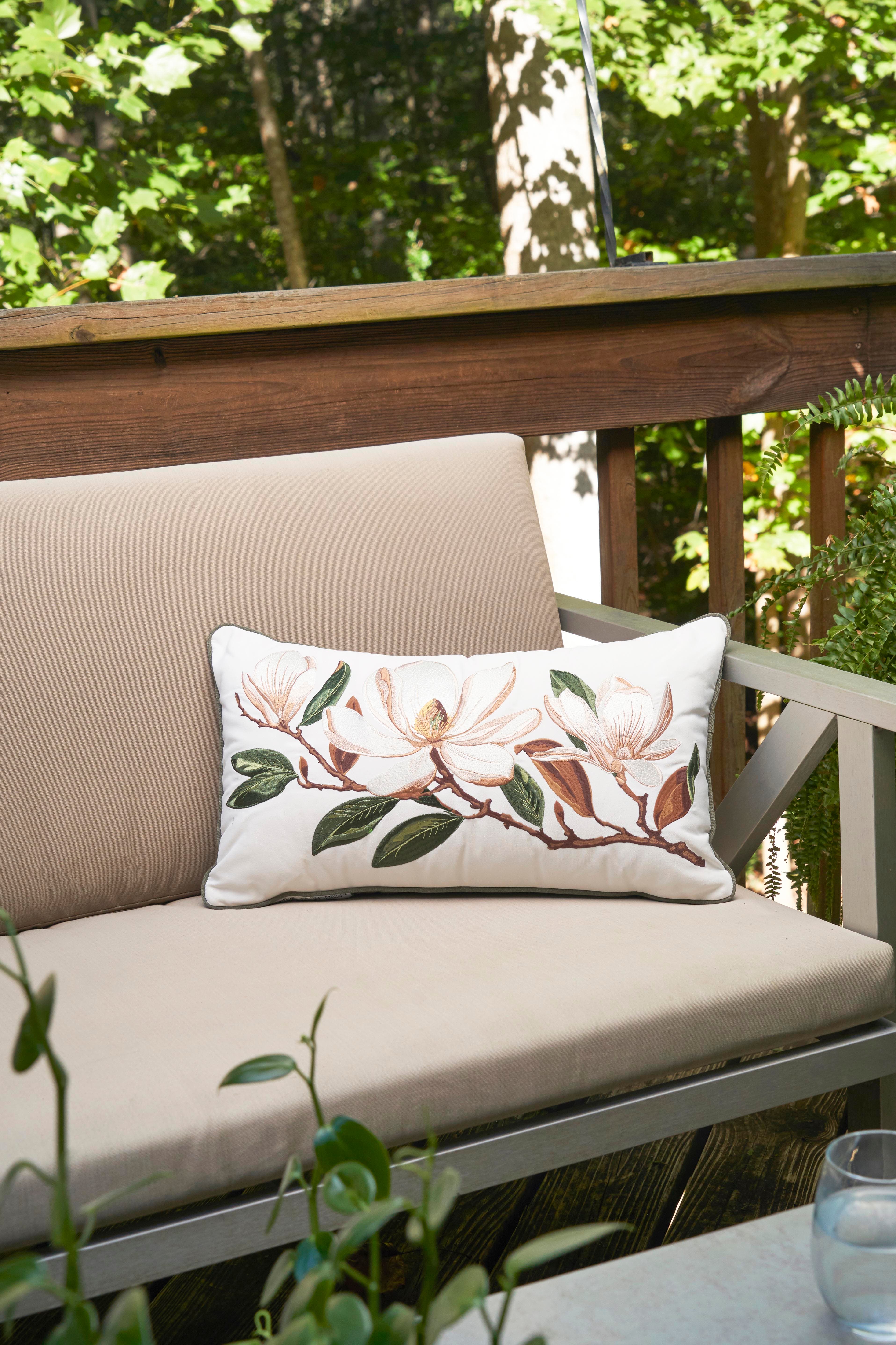 Rightside Design Magnolia Lumbar Pillow - Thumbnail 3