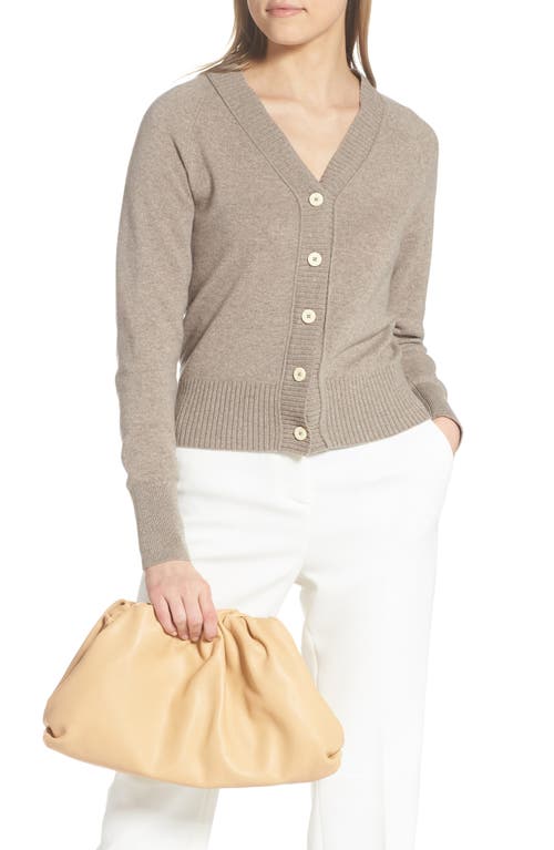 Bottega Veneta The Pouch Leather Clutch In Almond/gold