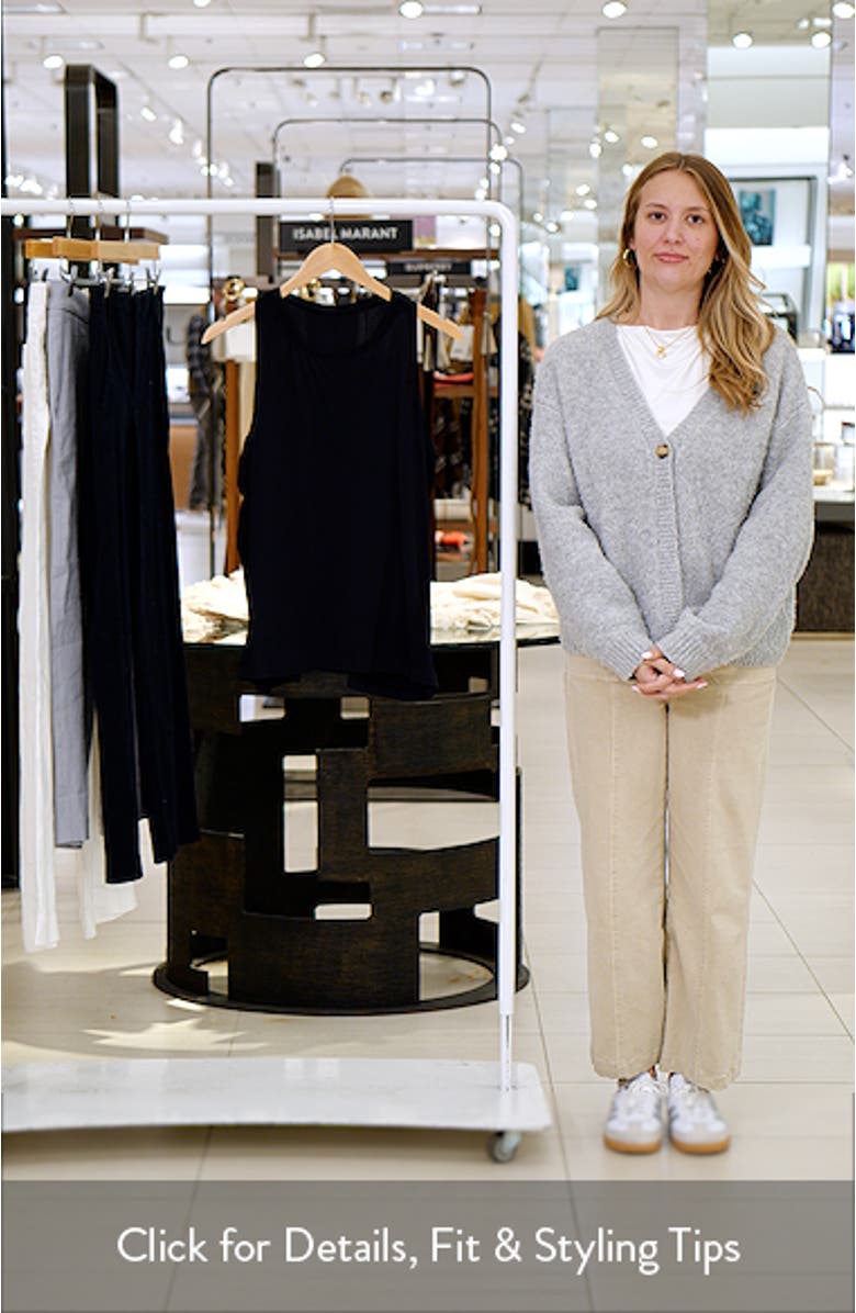 Featherweight Seamless Workout T-Shirt, sales video thumbnail