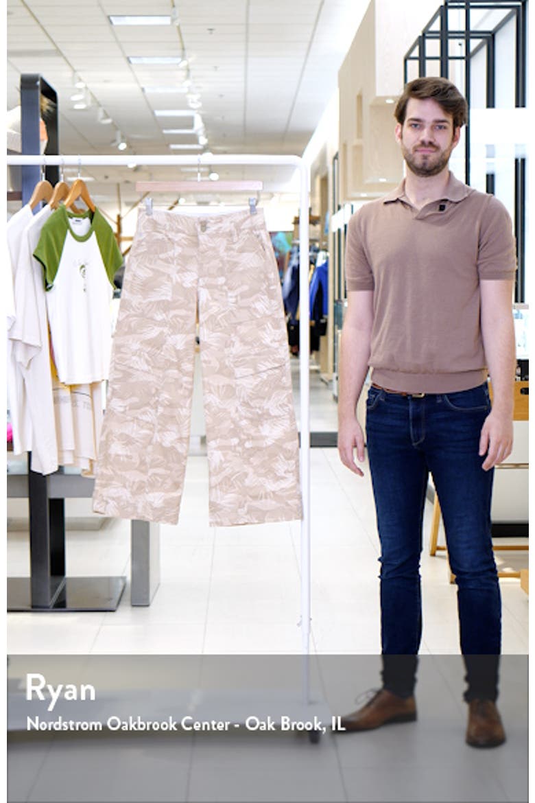 'Ab'Solution Skyrise Camo Crop Wide Leg Pants video