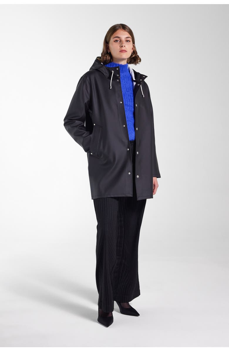 Stutterheim Stockholm Long Sleeve Hooded Raincoat, Alternate, color, Black