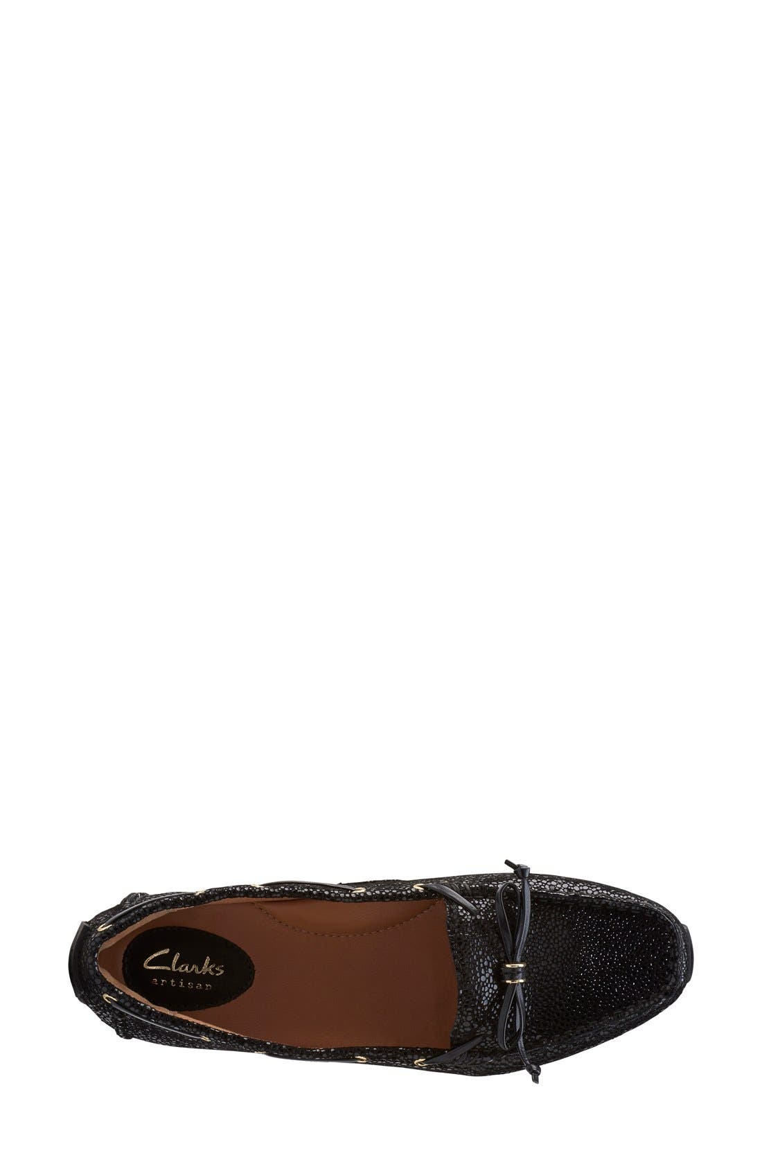 Clarks<sup>®</sup> 'Dunbar Groove' Loafer, Alternate, color, 