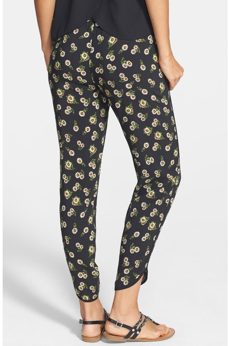 Print Tapered Pants, Alternate, color, BLACK DAISY PRINT