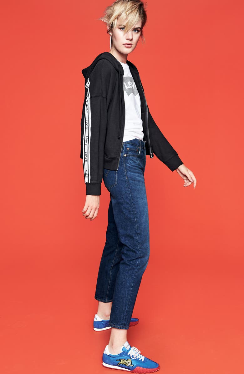 Levi's<sup>®</sup> Wedgie Icon Fit High Waist Crop Jeans, Alternate, color,