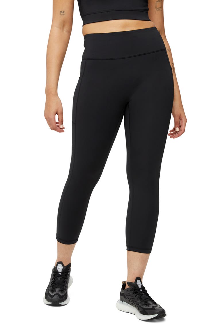High Waist Pocket Three-Quarter Leggings, Main, color, BLACK