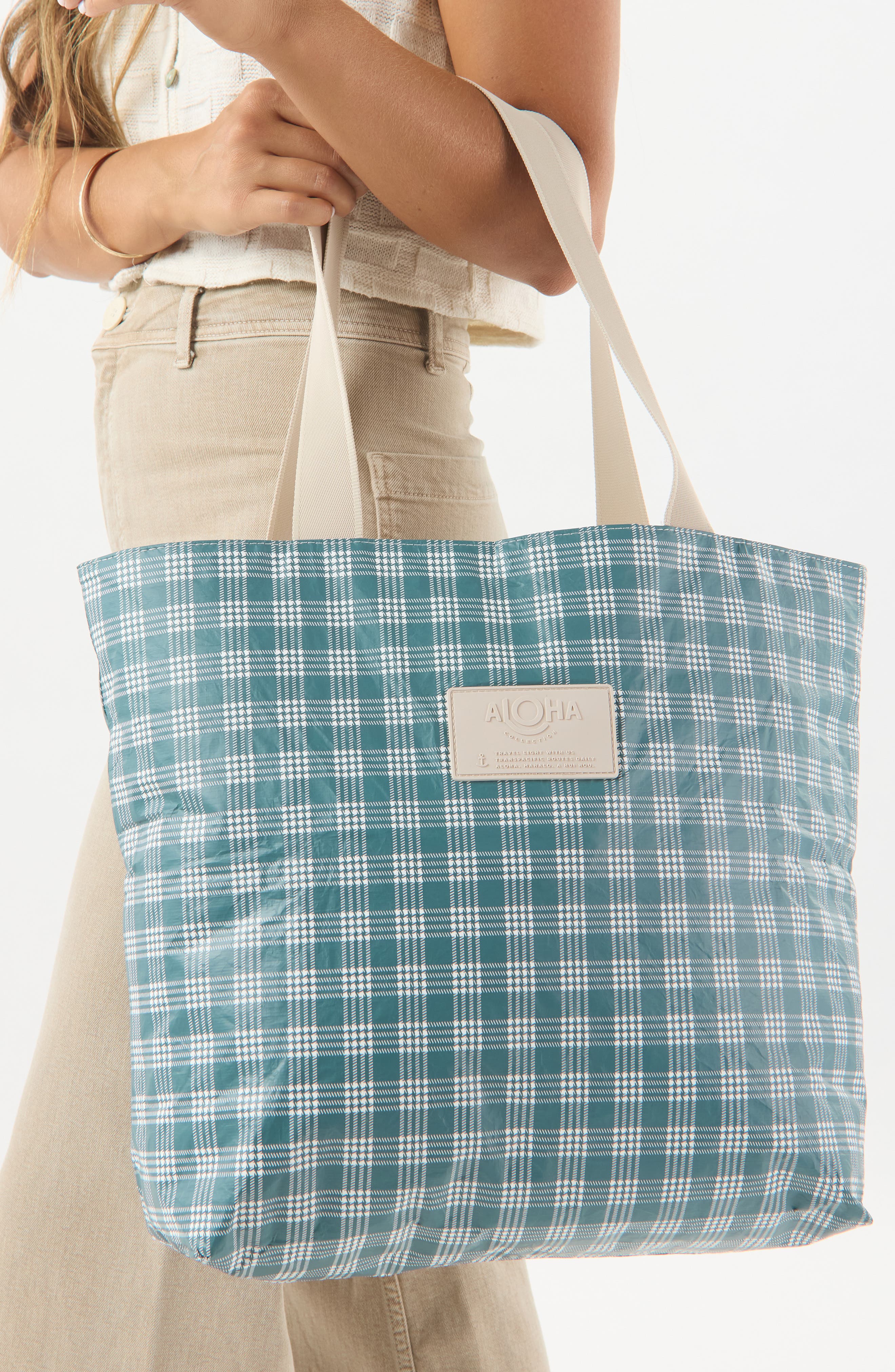 Aloha Collection Day Tripper Palaka Water Resistant Tyvek<sup>®</sup> Tote, Alternate, color, Atlantic