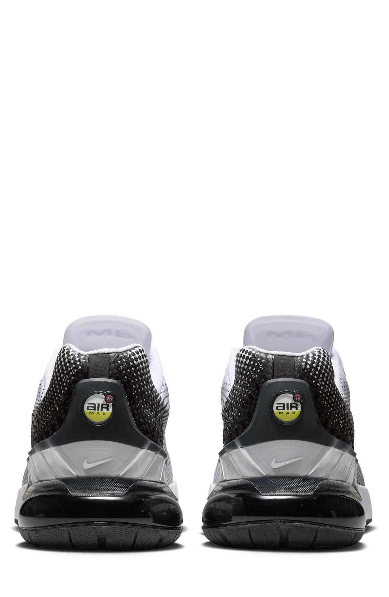 Nike Air Max Phoenix Sneaker, Alternate, color, White/ Anthracite