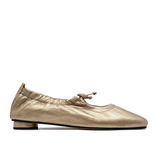 Alta Gemma Flats In Gold