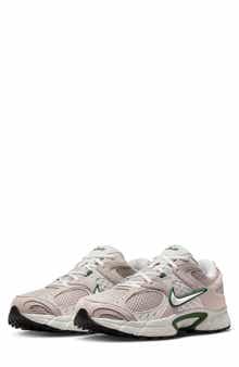 Nike V5 Runner Sneaker