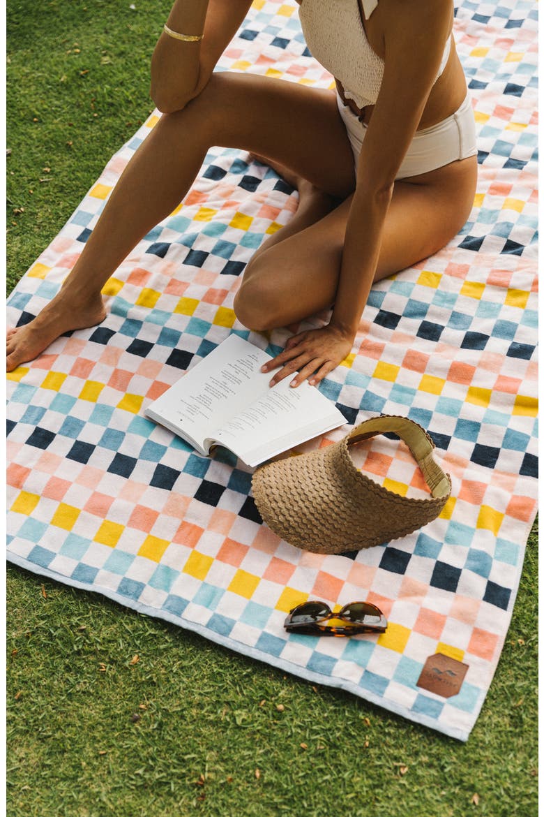 Sundown Cotton Beach Towel, Alternate, color, CHECK MULTI
