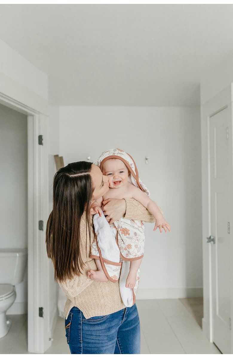 Copper Pearl Ferra Premium Hooded Towel, Alternate, color, Orange