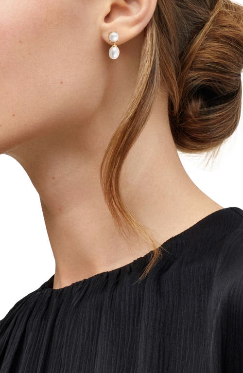 Frankie & Zoe Freshwater Pearl Drop Earrings In Yellow Gold/pearl