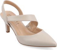 Journee Collection Scarlett Pointed Toe Pump