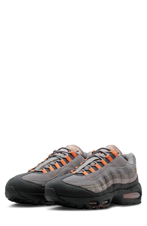 Air Max 95 Essential Sneaker (Men)