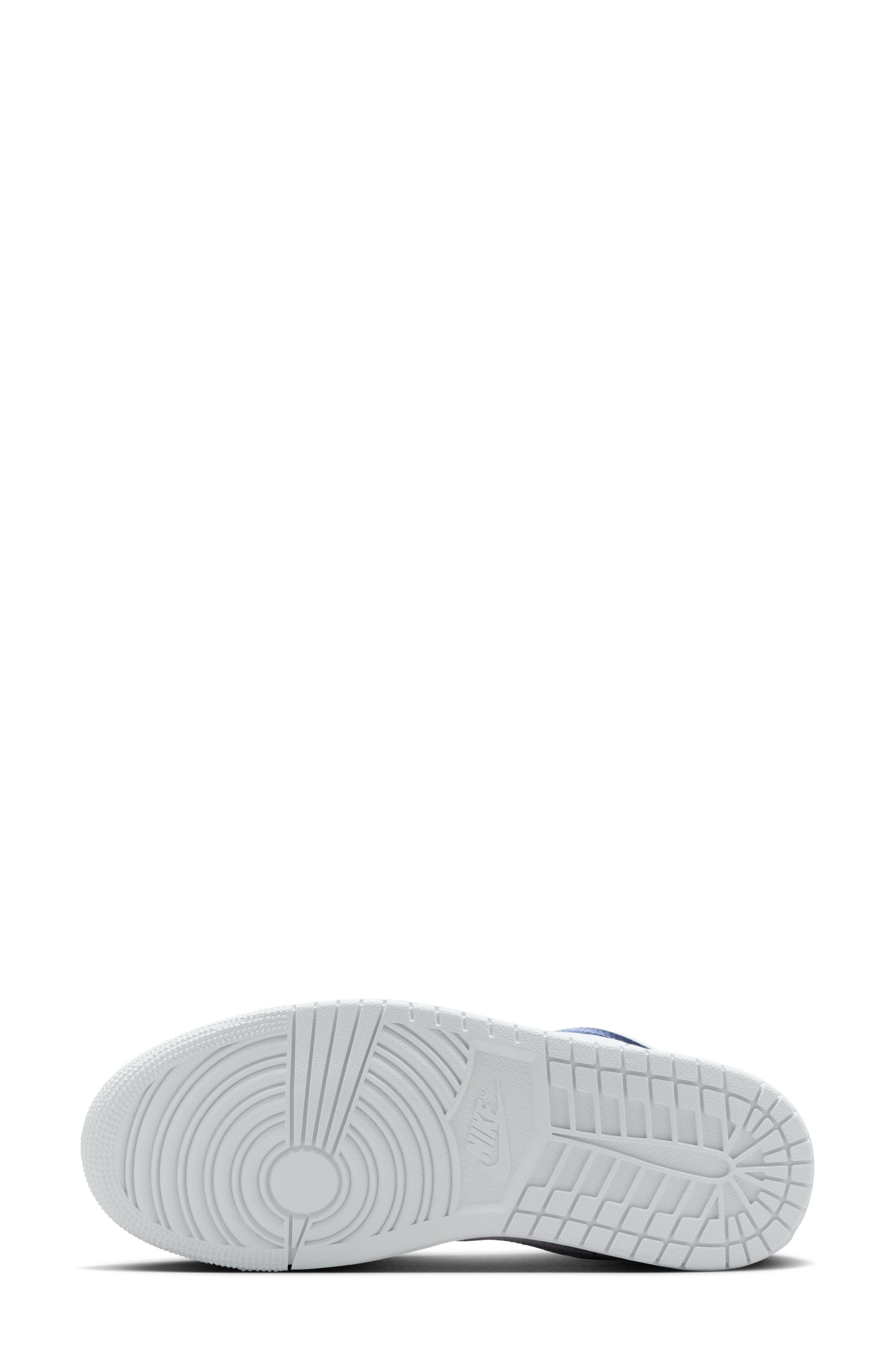 Air Jordan 1 Low SE Basketball Sneaker, Alternate, color, FOOTBALL GREY/ MIDNIGHT NAVY