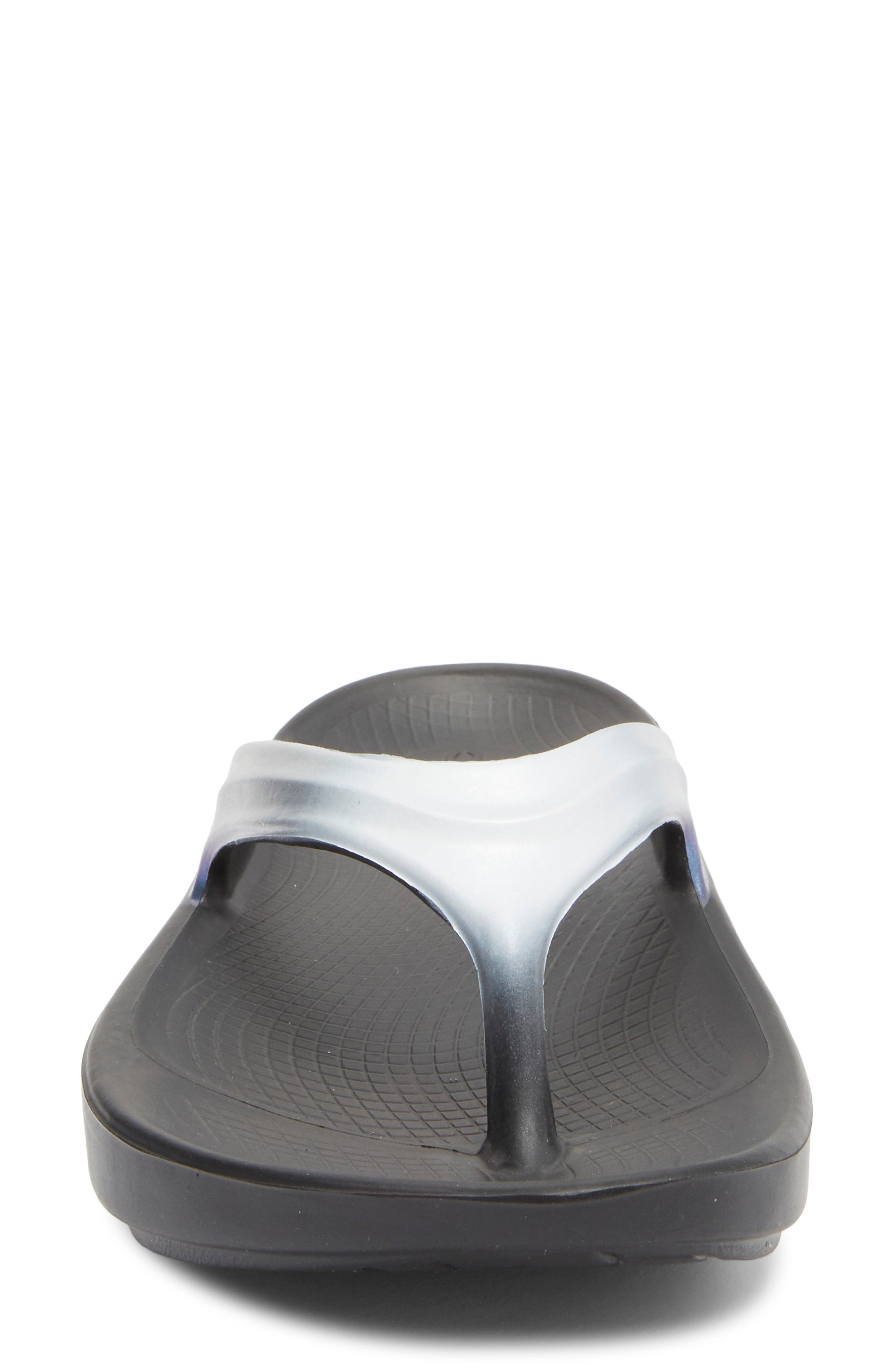 Oofos Oolala Luxe Flip Flop Sandal, Alternate, color, Black/ Frost