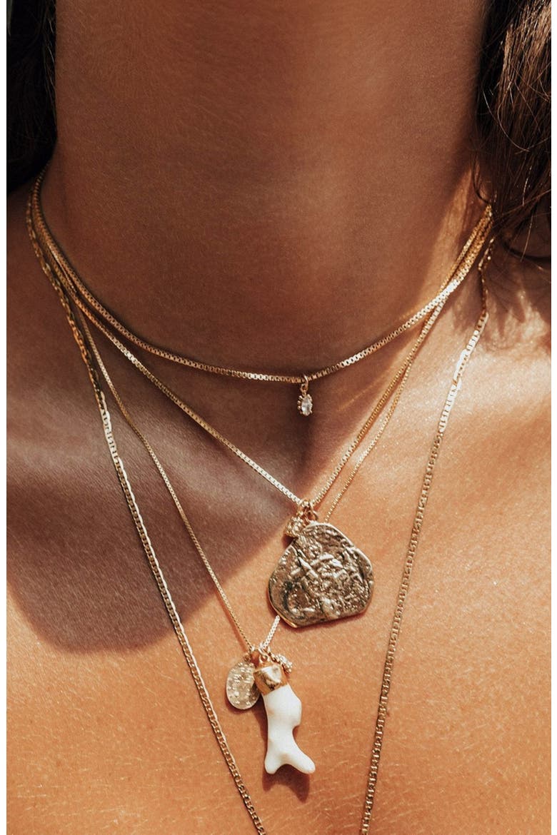Shu Deity Pendant Necklace, Alternate, color, GOLD