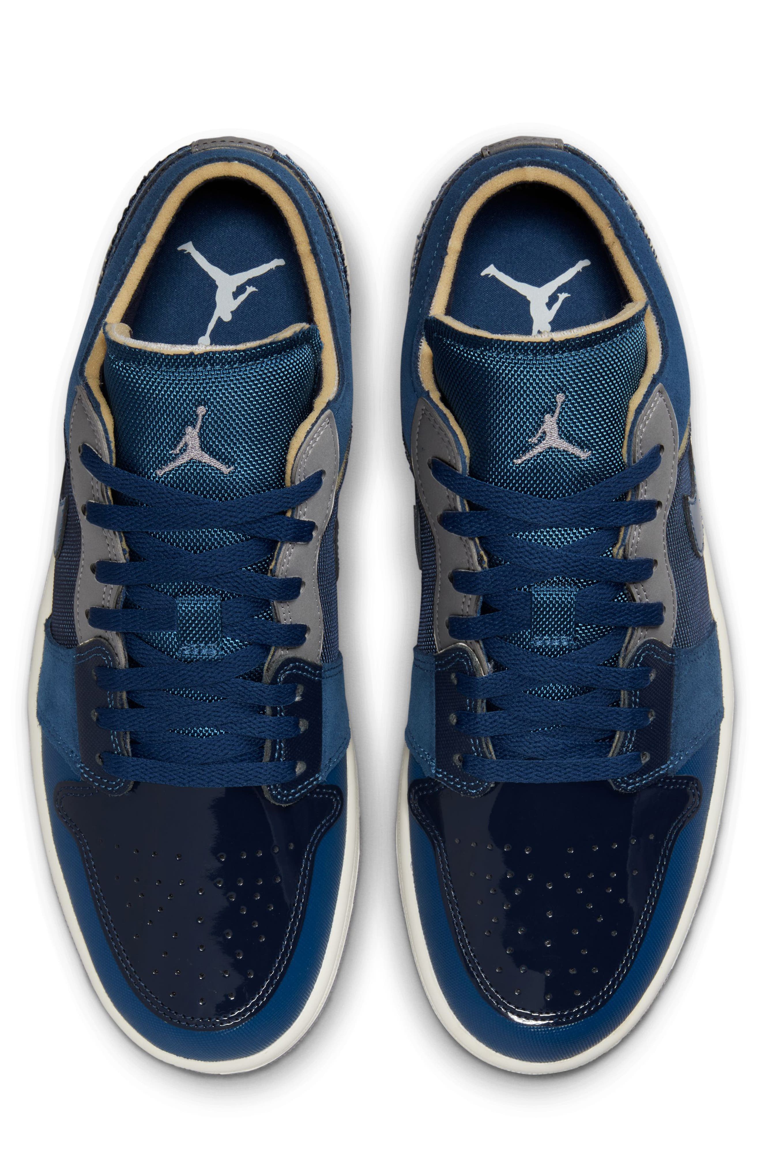 Jordan Air Jordan 1 Low SE Craft Sneaker, Alternate, color, 