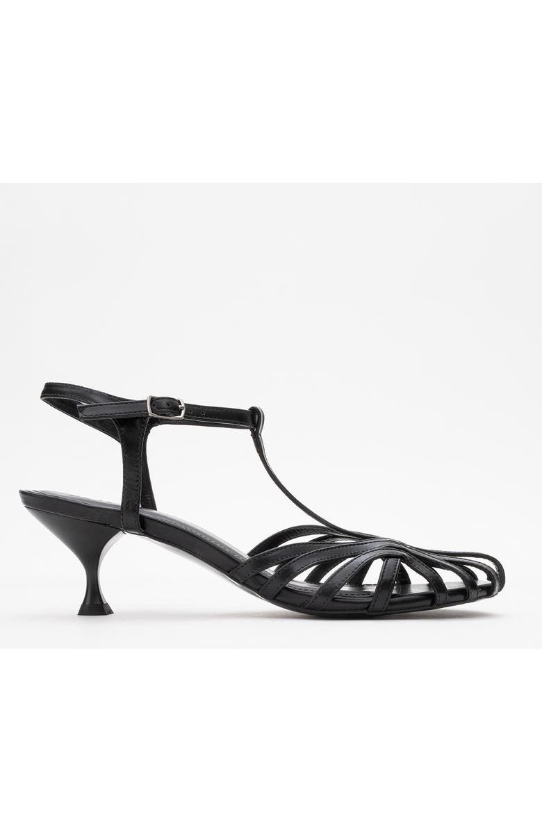Prologue Shoes Felip Strappy Sandal, Alternate, color, Black
