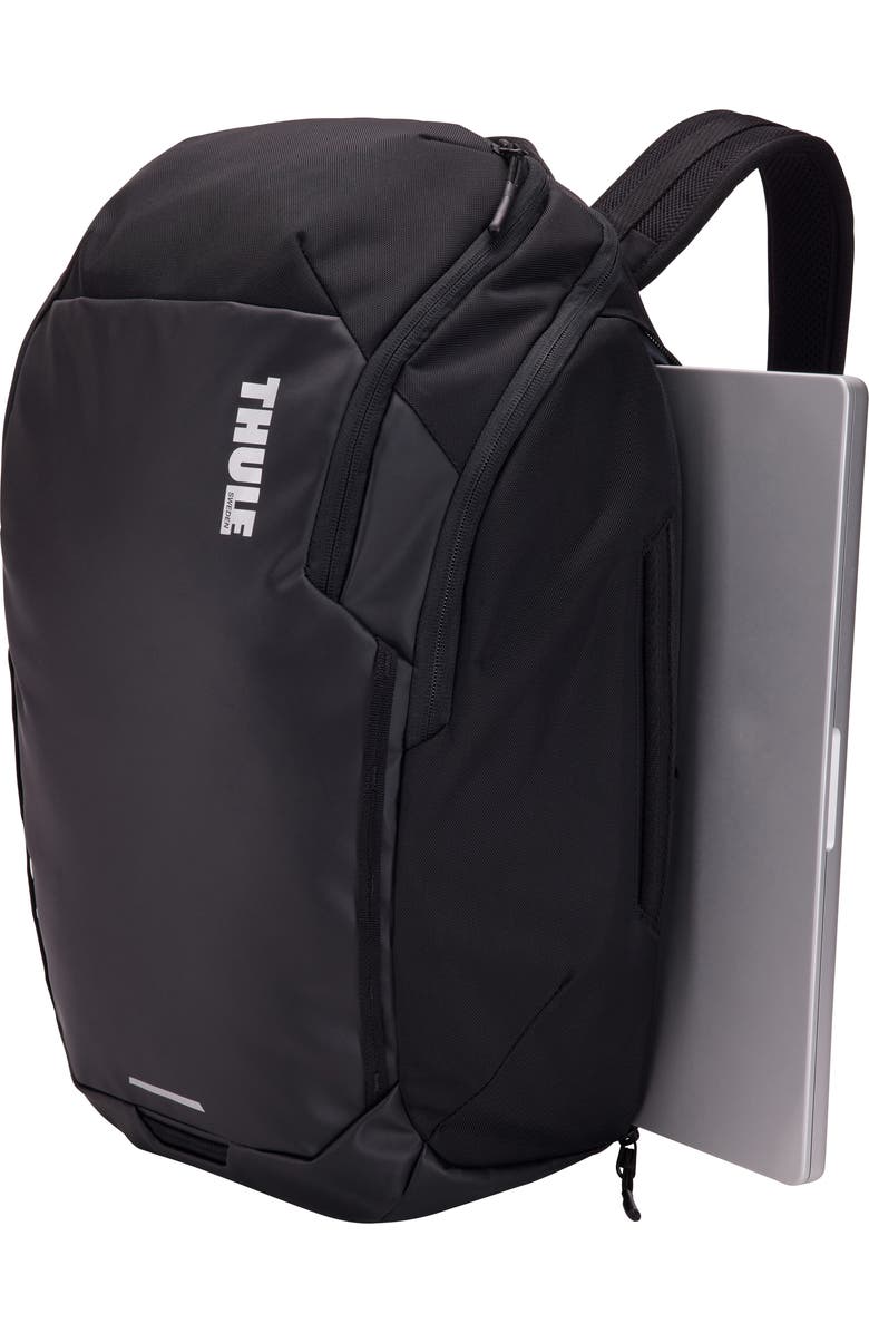 Thule Chasm 26-Liter Backpack, Alternate, color, Black