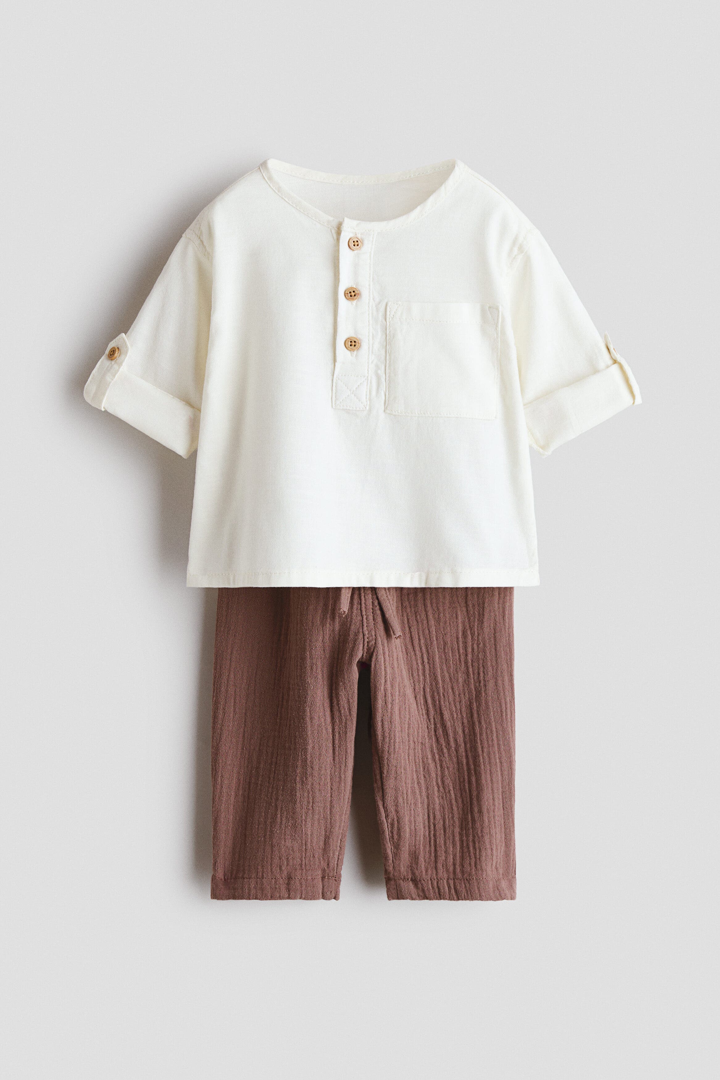 selected Brown/white