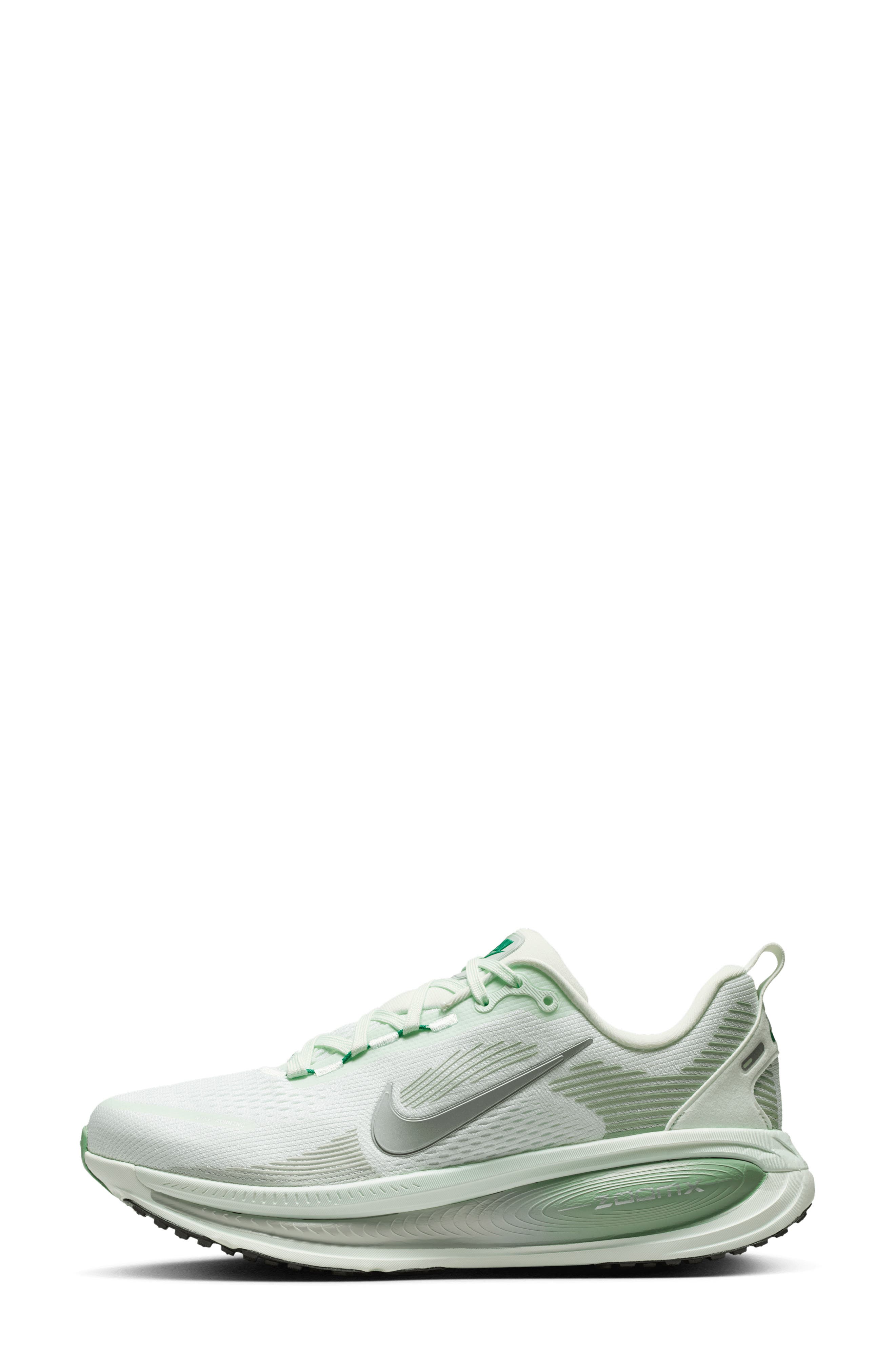 Nike Vomero 18 Running Shoe, Alternate, color, 300 Brlygr/M Silv