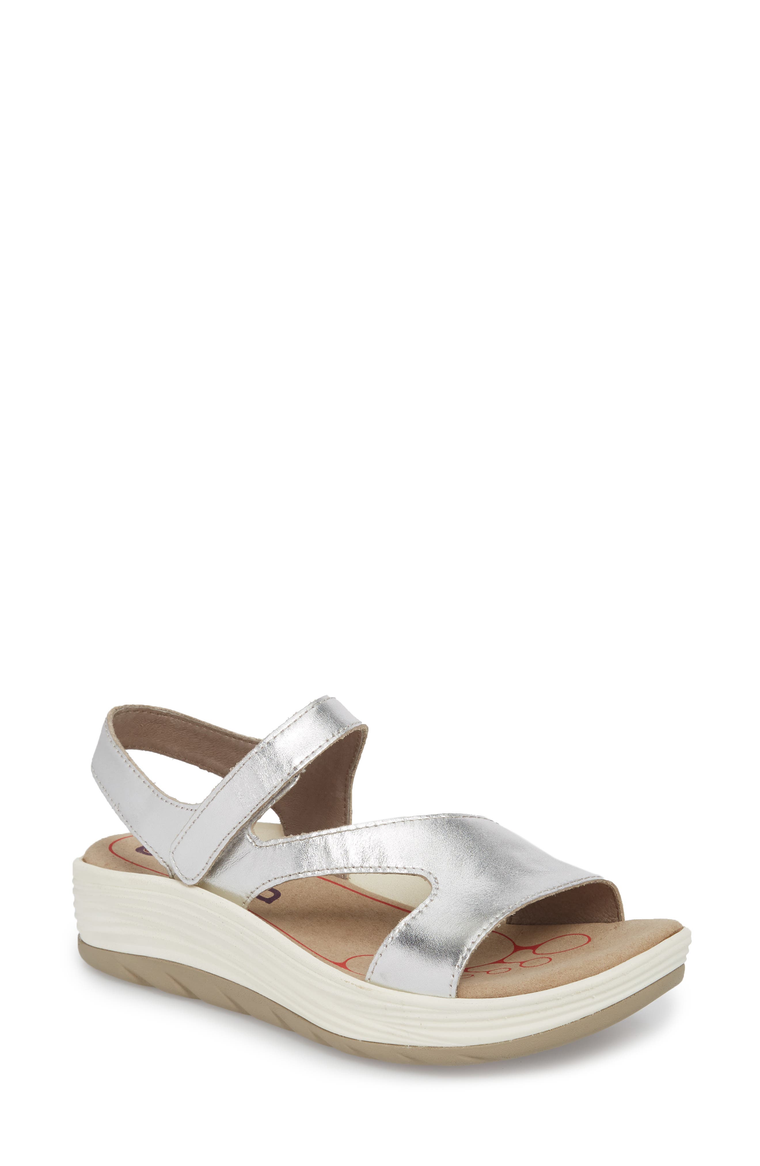 bionica Cybele Platform Sandal, Main, color, 