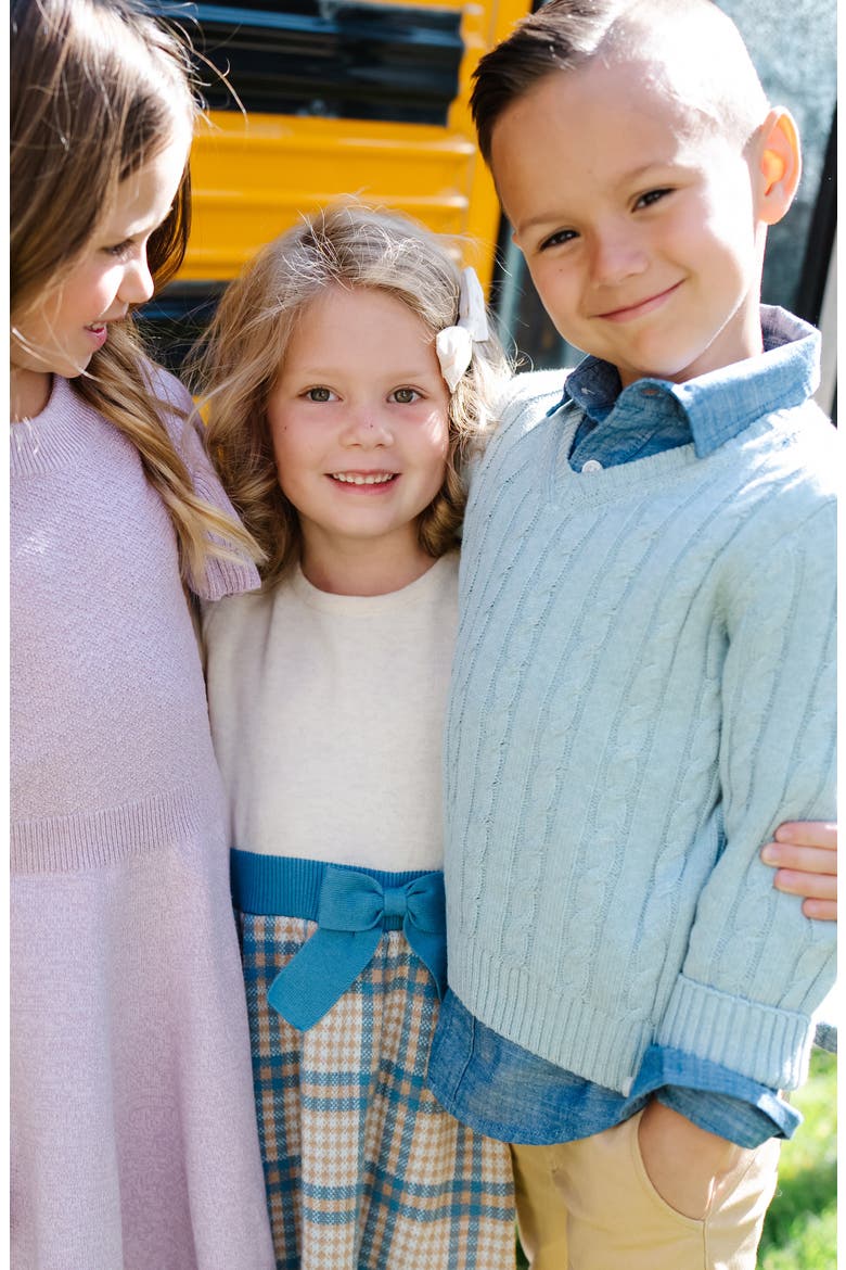 Organic Long Sleeve Fine Gauge Cable V-Neck Sweater, Alternate, color, Dusty Blue Heather Cable