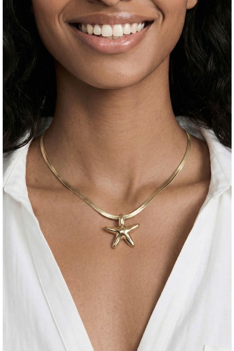 Mermaid Cove Smooth Starfish Pendant Necklace, Alternate, color, GOLD