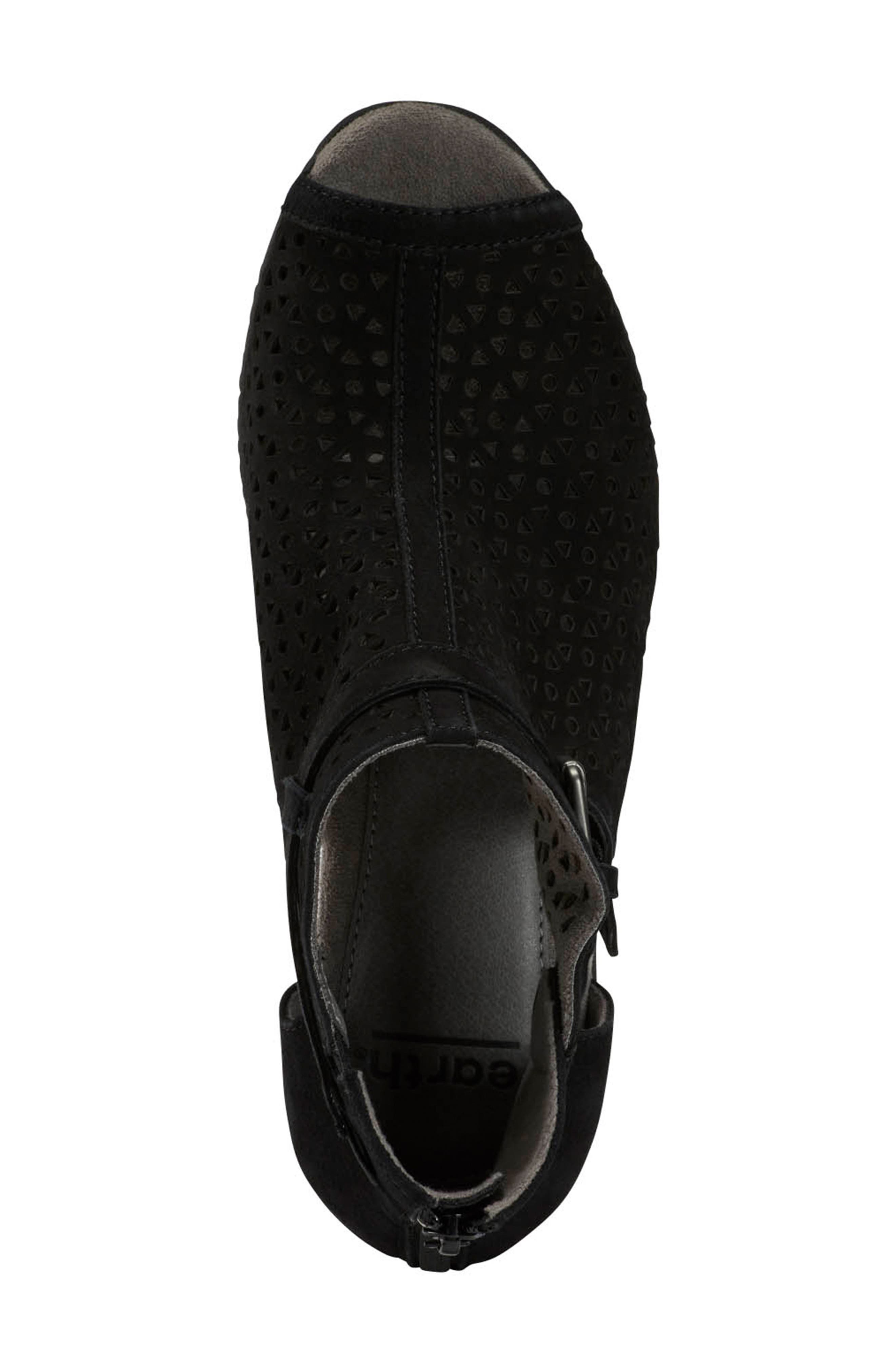 Earth<sup>®</sup> Marietta Seren Sandal, Alternate, color, 