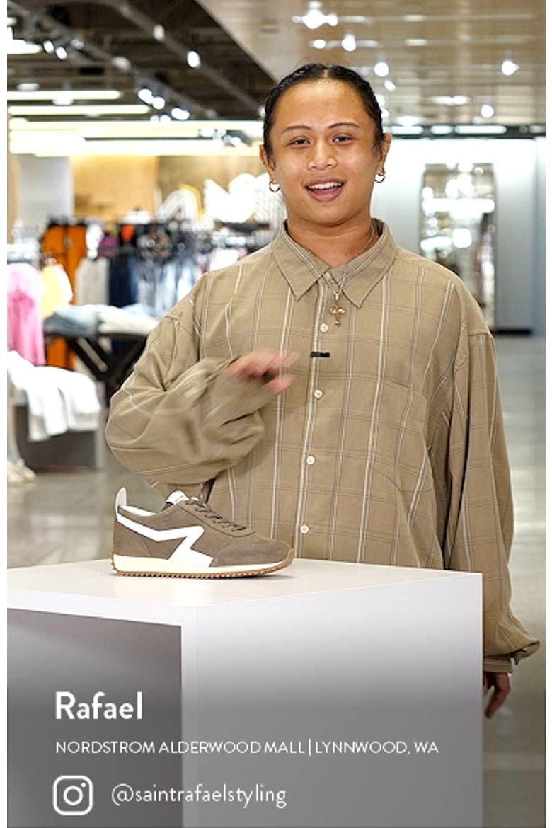 Retro Sneaker video