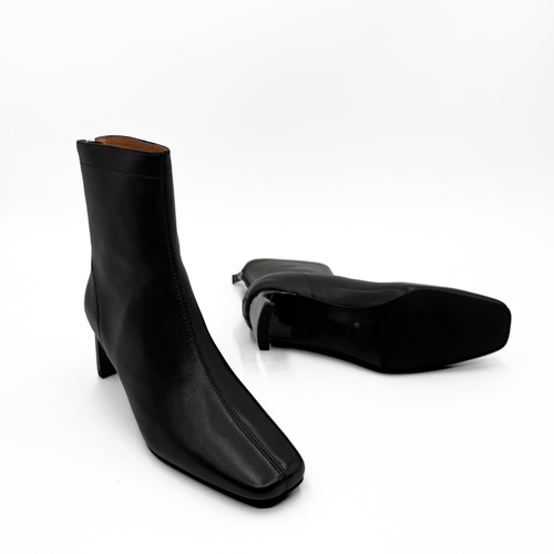 Amie Rafa Harlow Leather Bootie In Black
