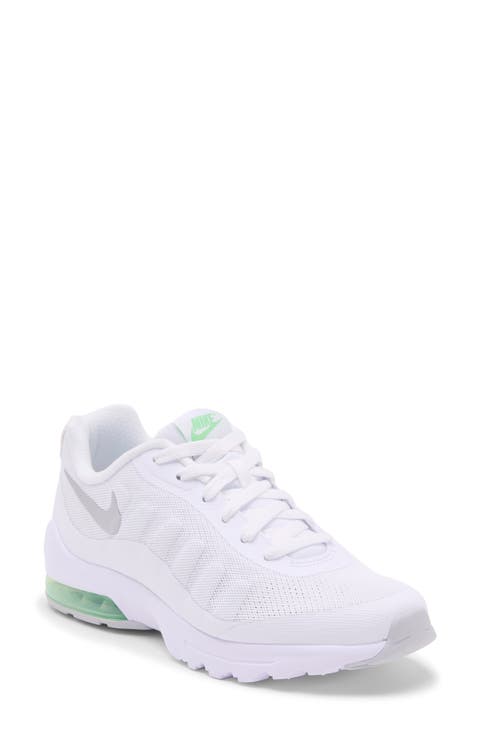 Air Max Invigor Sneaker