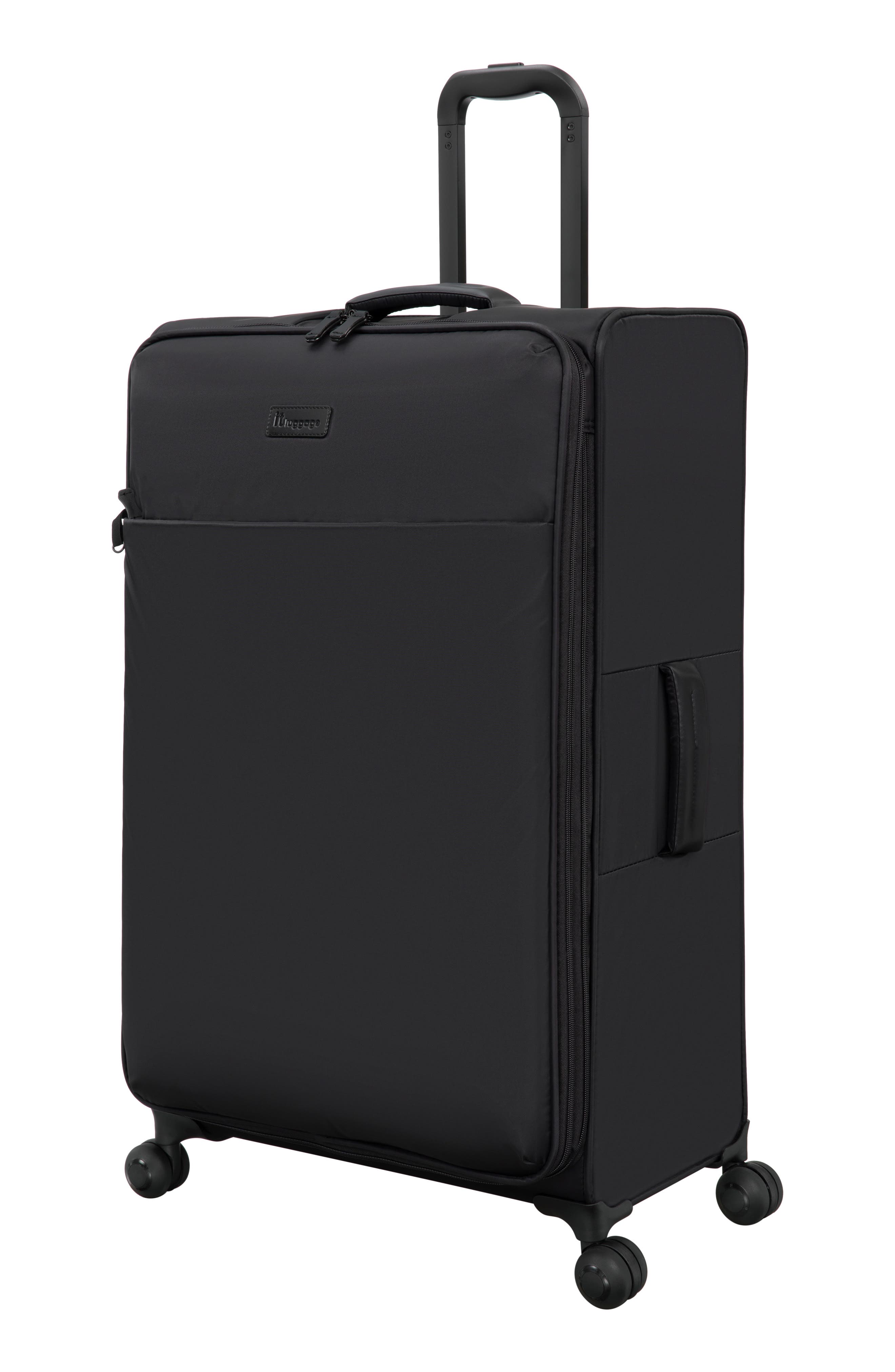 IT LUGGAGE Lustrouse 31-Inch Softside Spinner Luggage
