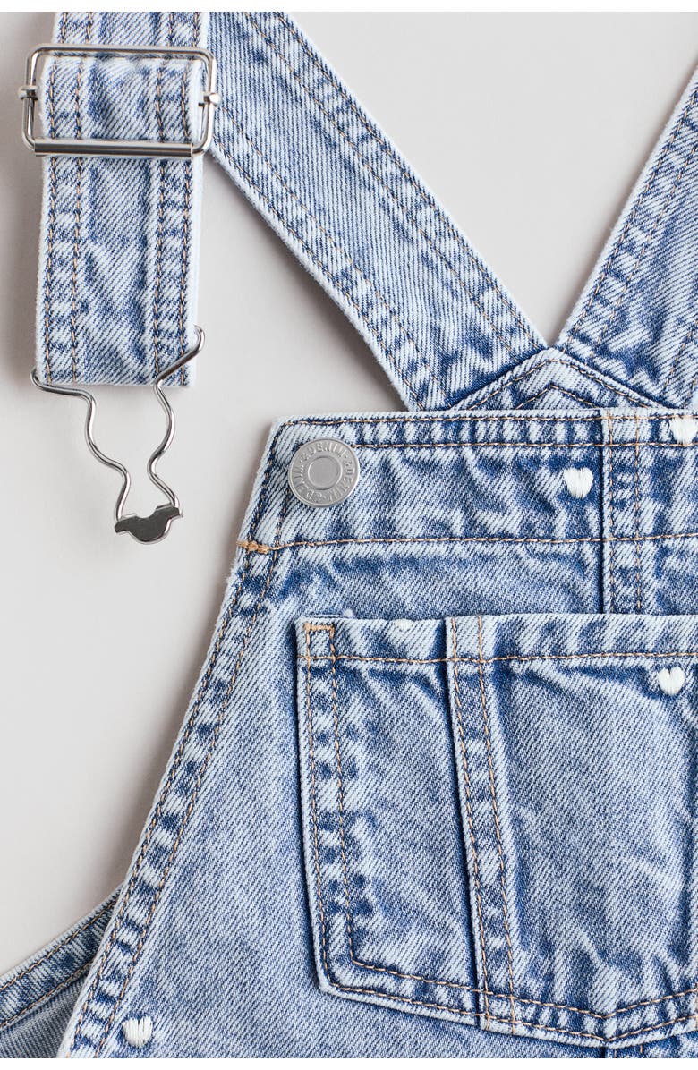 H&M Embroidered Denim Dungaree Shorts, Alternate, color, Light Denim Blue/Hearts