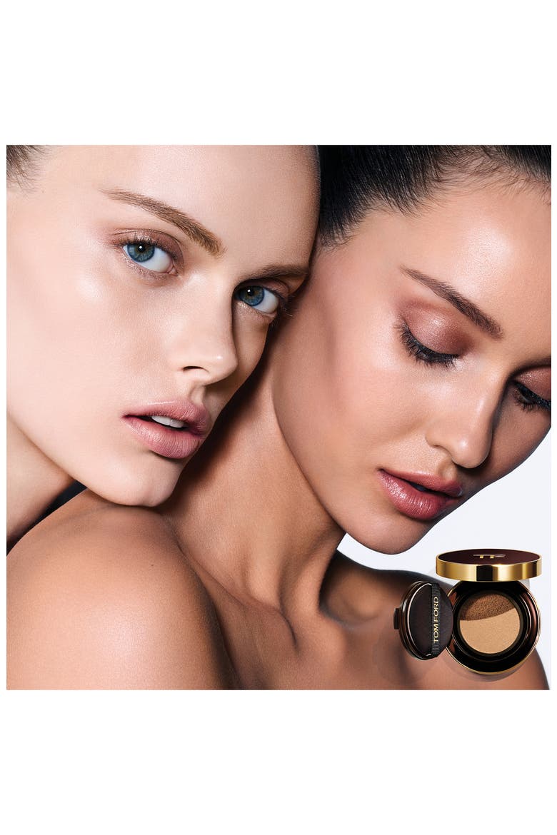 Traceless Foundation SPF 24 Satin-Matte Cushion Compact Refill, Alternate, color, 0.5 PORCELAIN