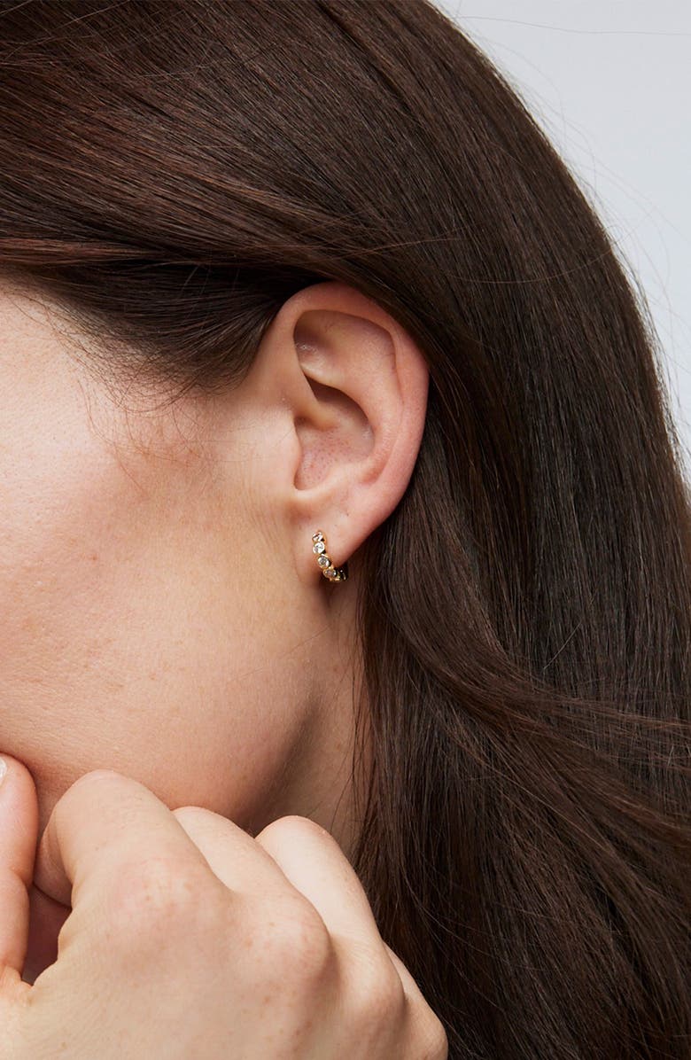 Madewell Crystal Tennis Huggie Hoop Earrings, Alternate, color, 