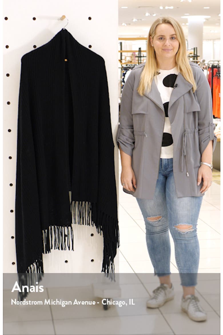 Rib Cashmere Fringe Wrap video