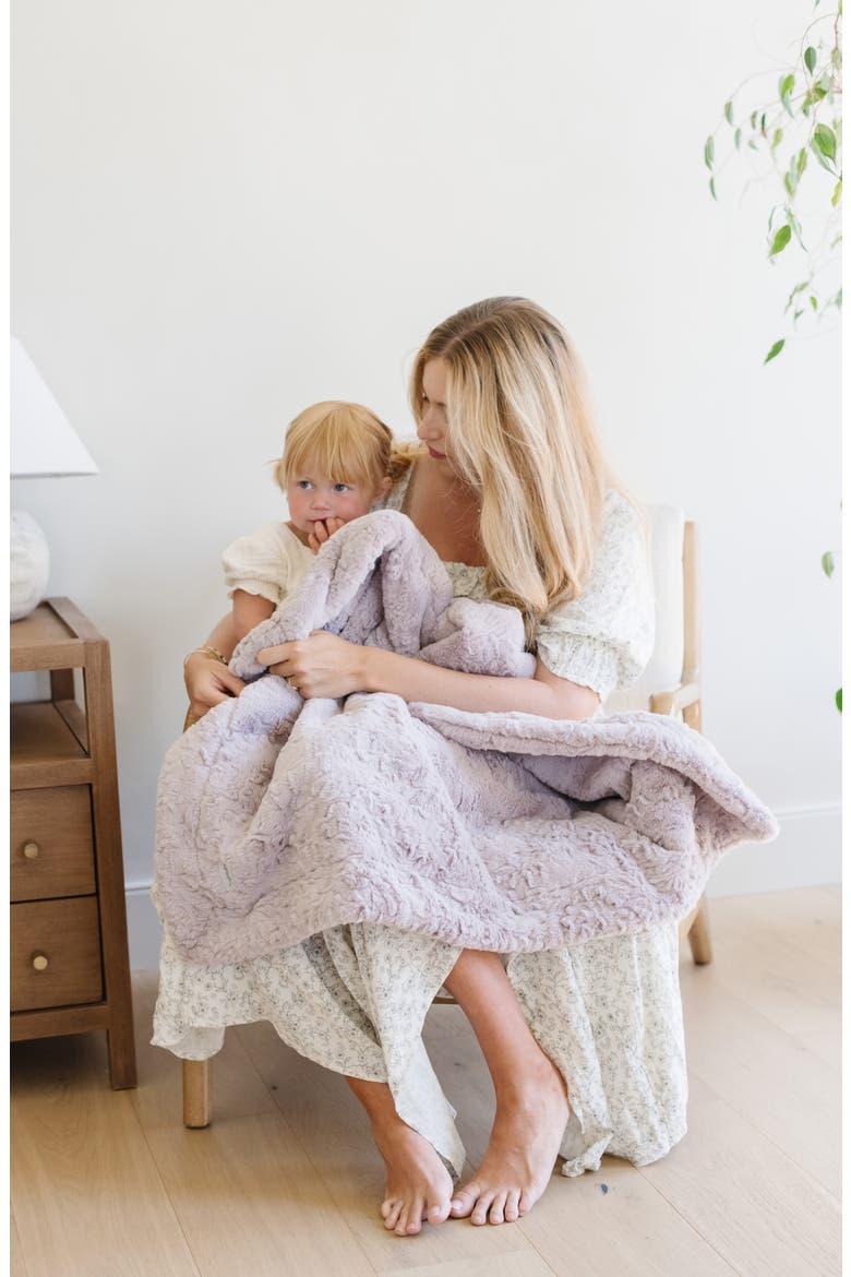 Dream Faux Fur Receiving Blanket, Alternate, color, LILAC