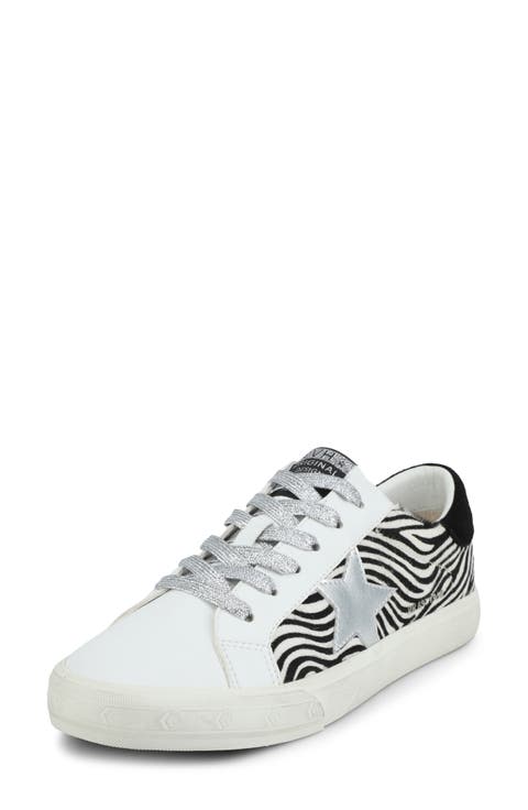 Grande Low Lace Up Sneaker