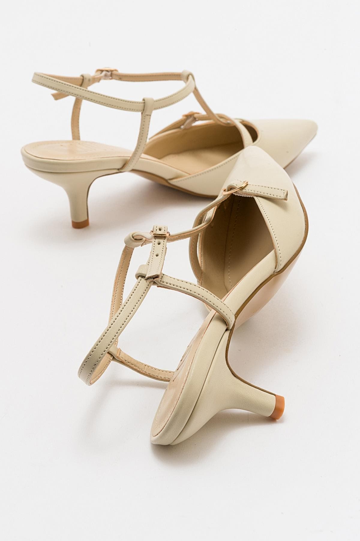 Prologue Shoes Frans Pointed Toe Pump, Alternate, color, Beige