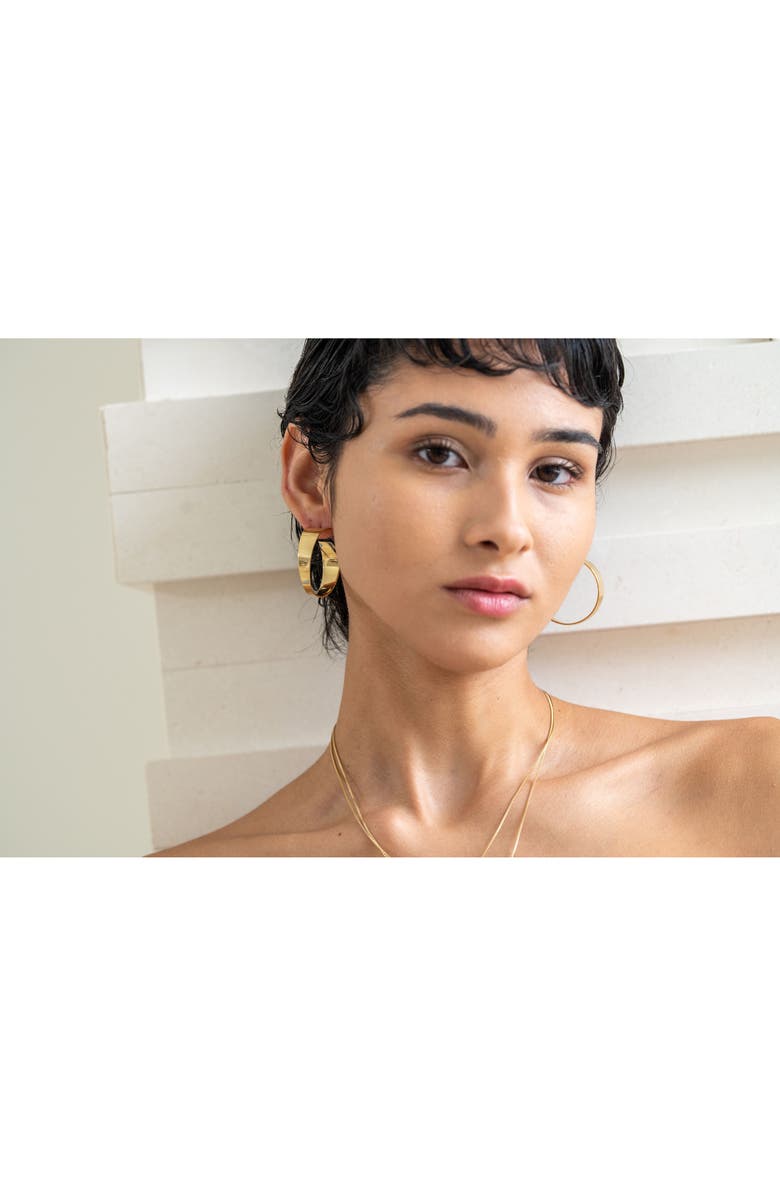 Jennifer Zeuner Khai Tapered Hoop Earrings, Alternate, color, Yellow Gold