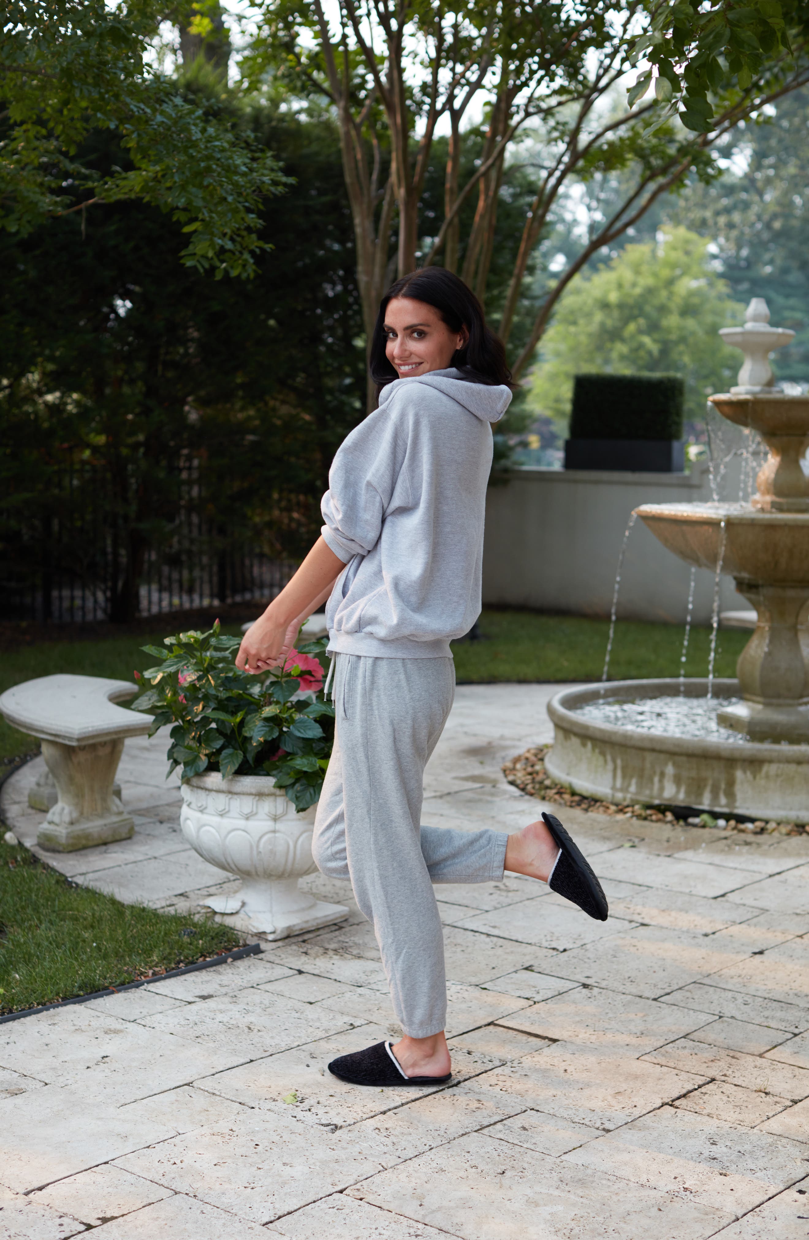 FLOOPI Victoria Chenille Scuff Slipper, Alternate, color, Black