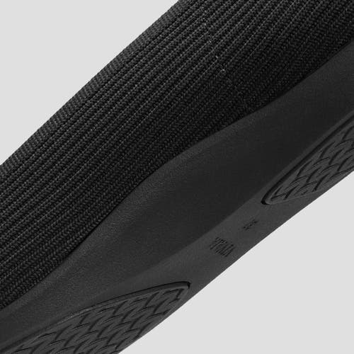 Vivaia Lightweight Square-toe V-cut Flats In Black