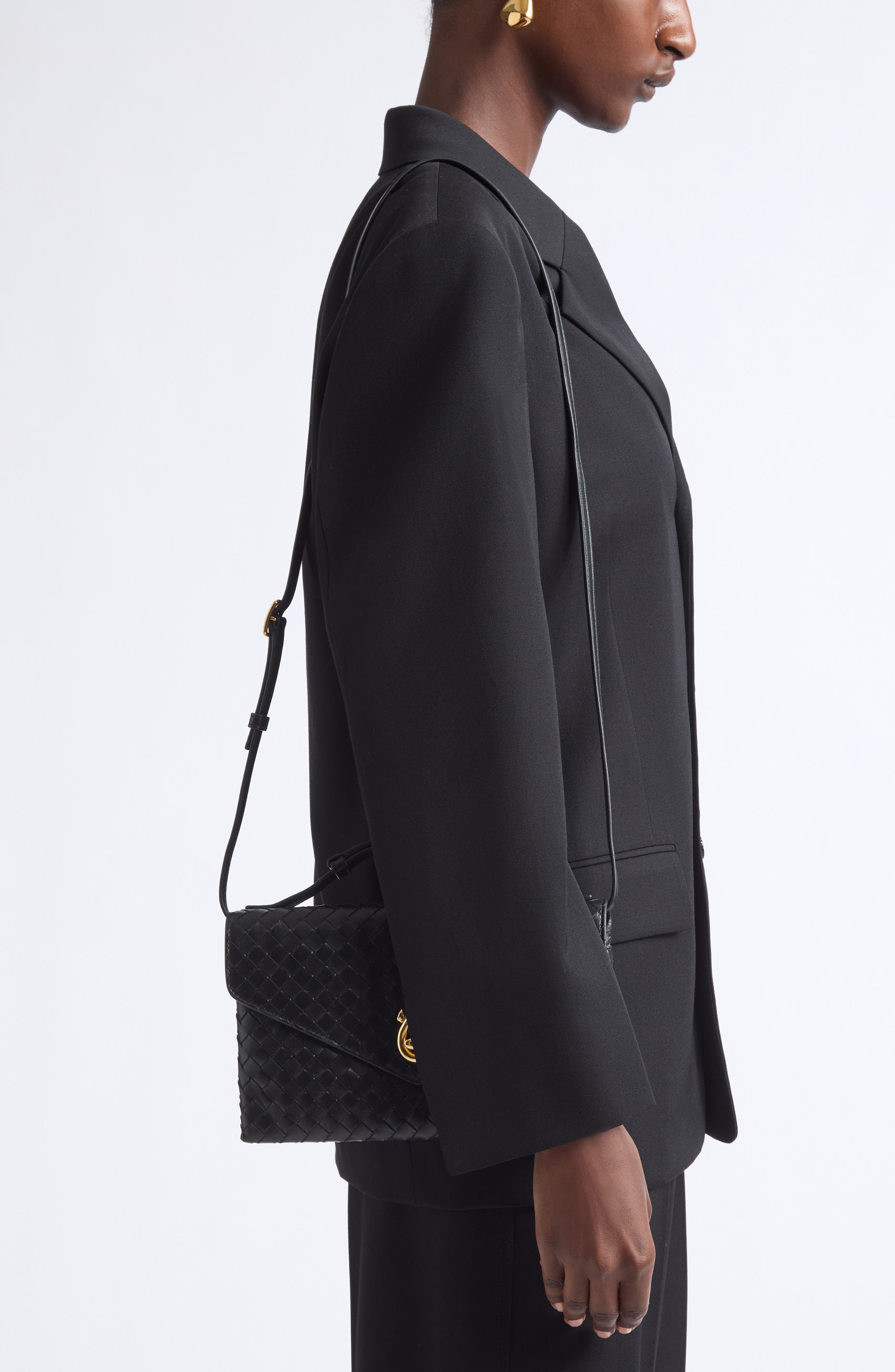 Knot Lock Intrecciato Leather Shoulder Bag, Alternate, color, 1019 BLACK-MUSE BRASS