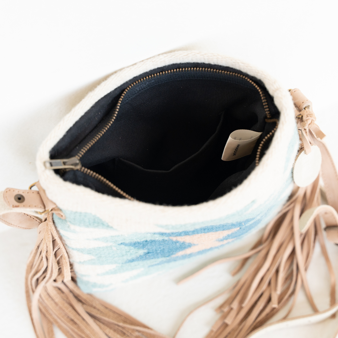 Viento Dulce Fringe Crossbody, Alternate, color, Beige