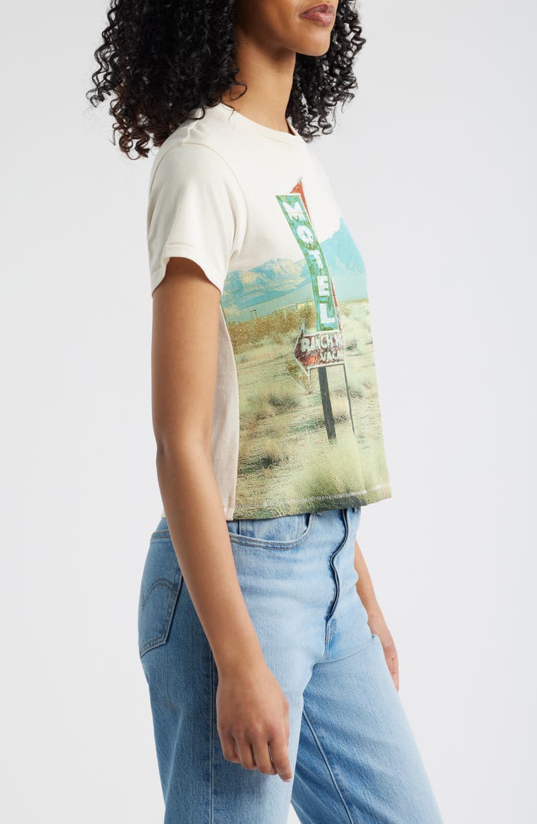 Daydreamer Ranch House Motel Cotton Graphic T-Shirt, Alternate, color, Green/ Dirty White