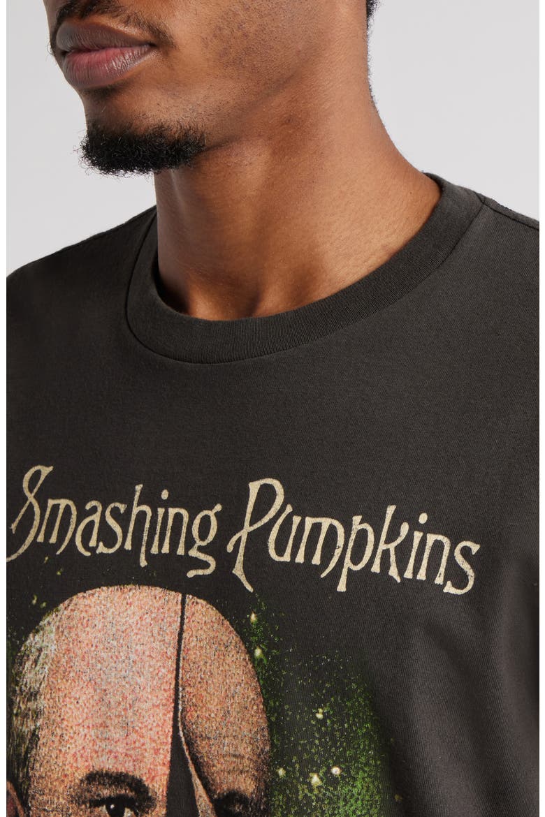Merch Traffic Smashing Pumpkins Peaking Port Crop Graphic T-Shirt (Men ...