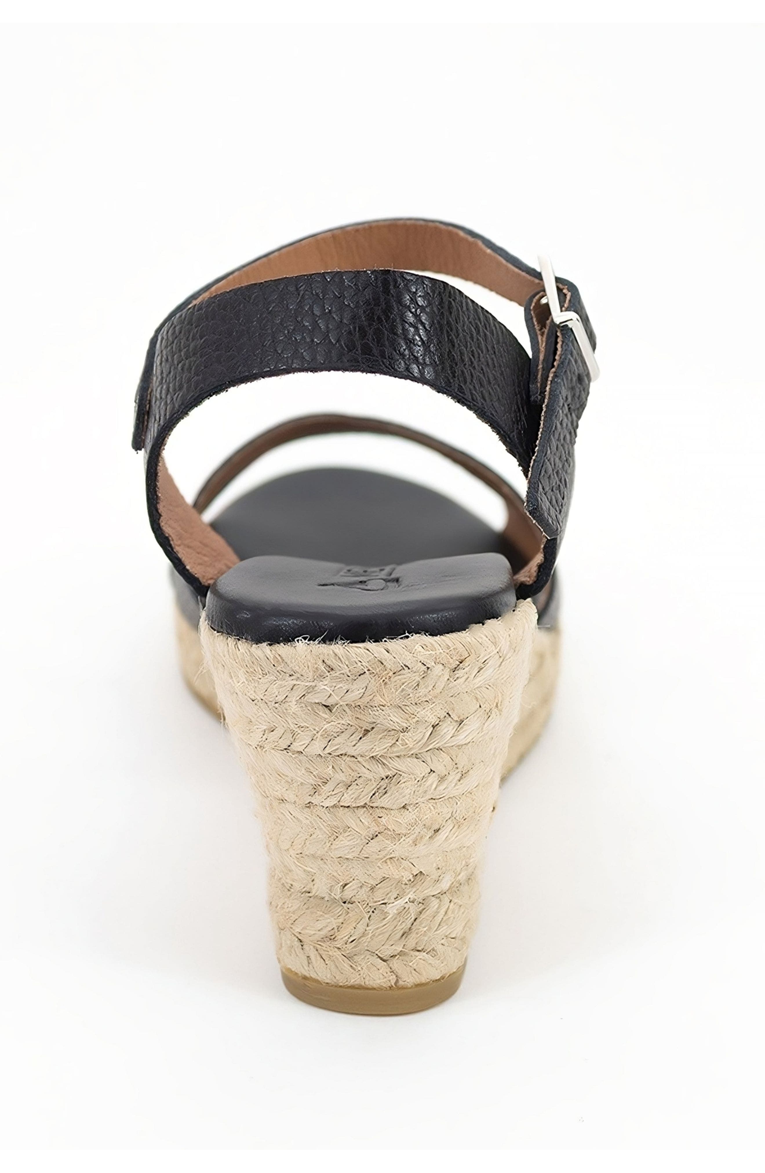 Menina Step Martell V-Strap Espadrille, Alternate, color, Black