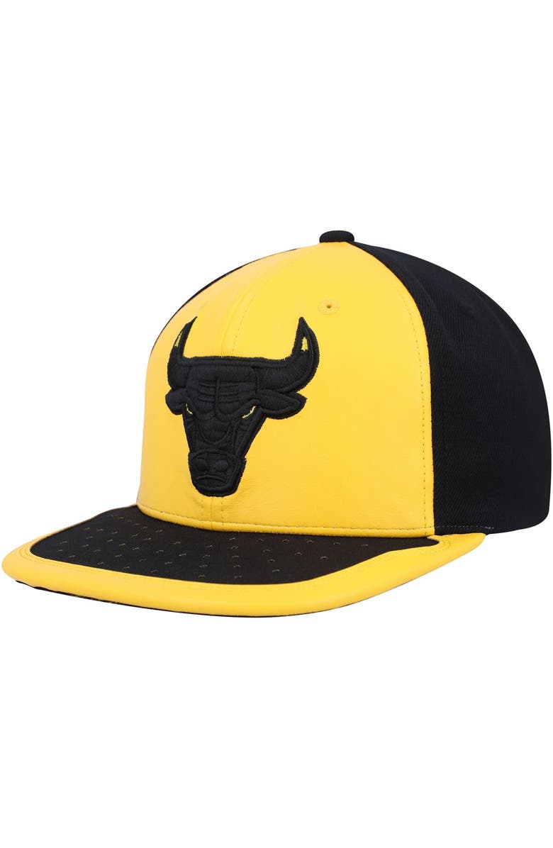 Mitchell & Ness Men's Mitchell & Ness Yellow/Black Chicago Bulls Day One Snapback Hat, Main, color, 